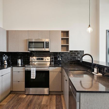Large 3Br Apts & Studios, Free Parking, Gym, Game Room Philadelphia Buitenkant foto