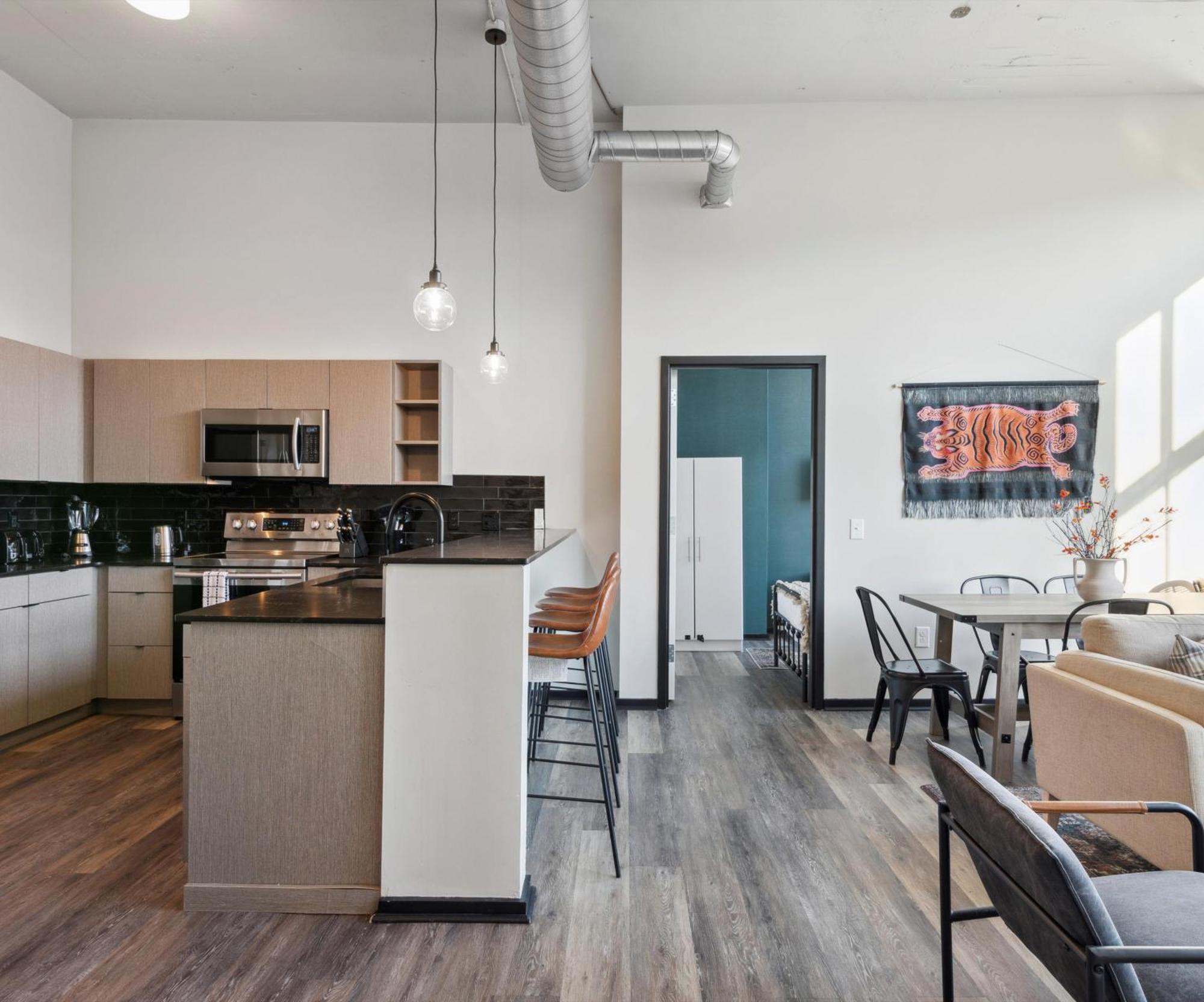 Large 3Br Apts & Studios, Free Parking, Gym, Game Room Philadelphia Buitenkant foto